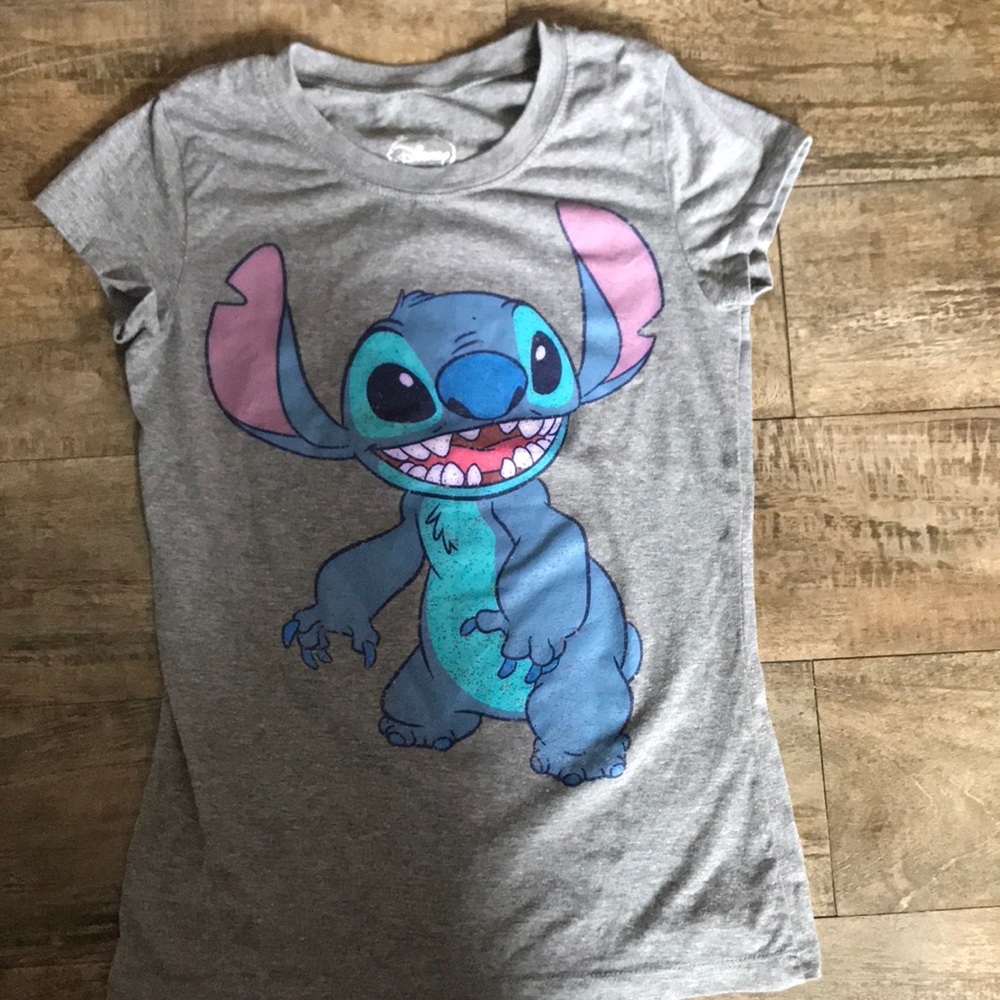 Disney shirt